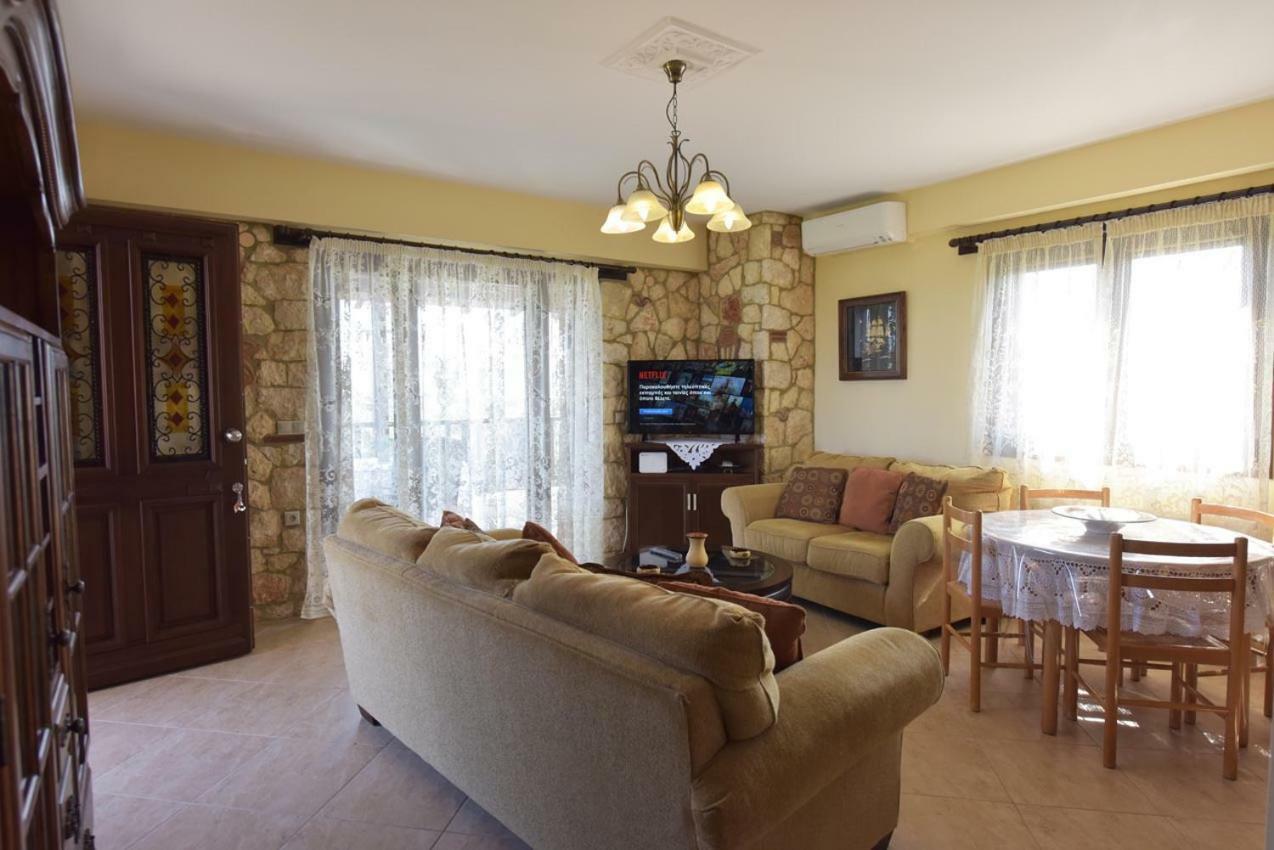 Captain'S Villa Appartments Psakoudia Dış mekan fotoğraf