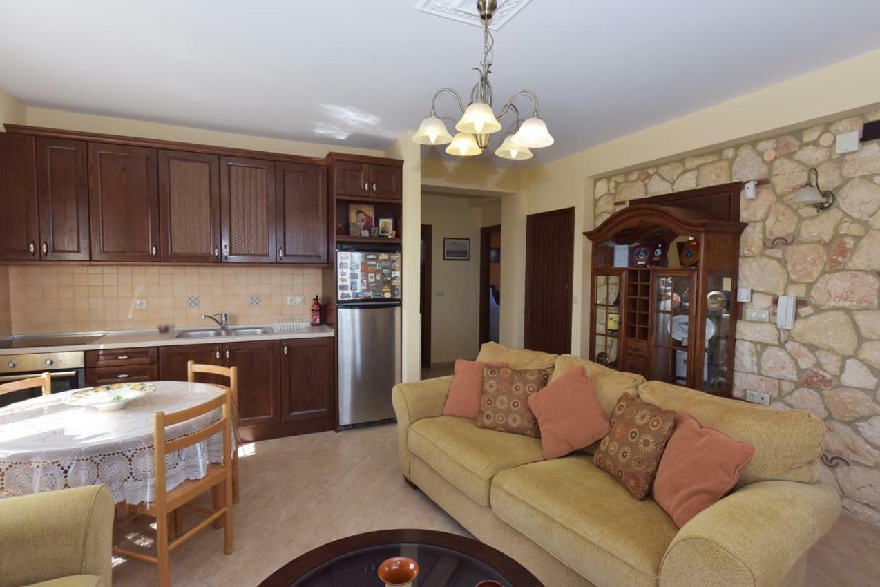 Captain'S Villa Appartments Psakoudia Dış mekan fotoğraf