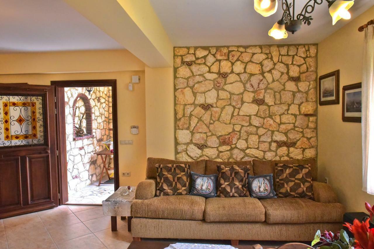Captain'S Villa Appartments Psakoudia Dış mekan fotoğraf