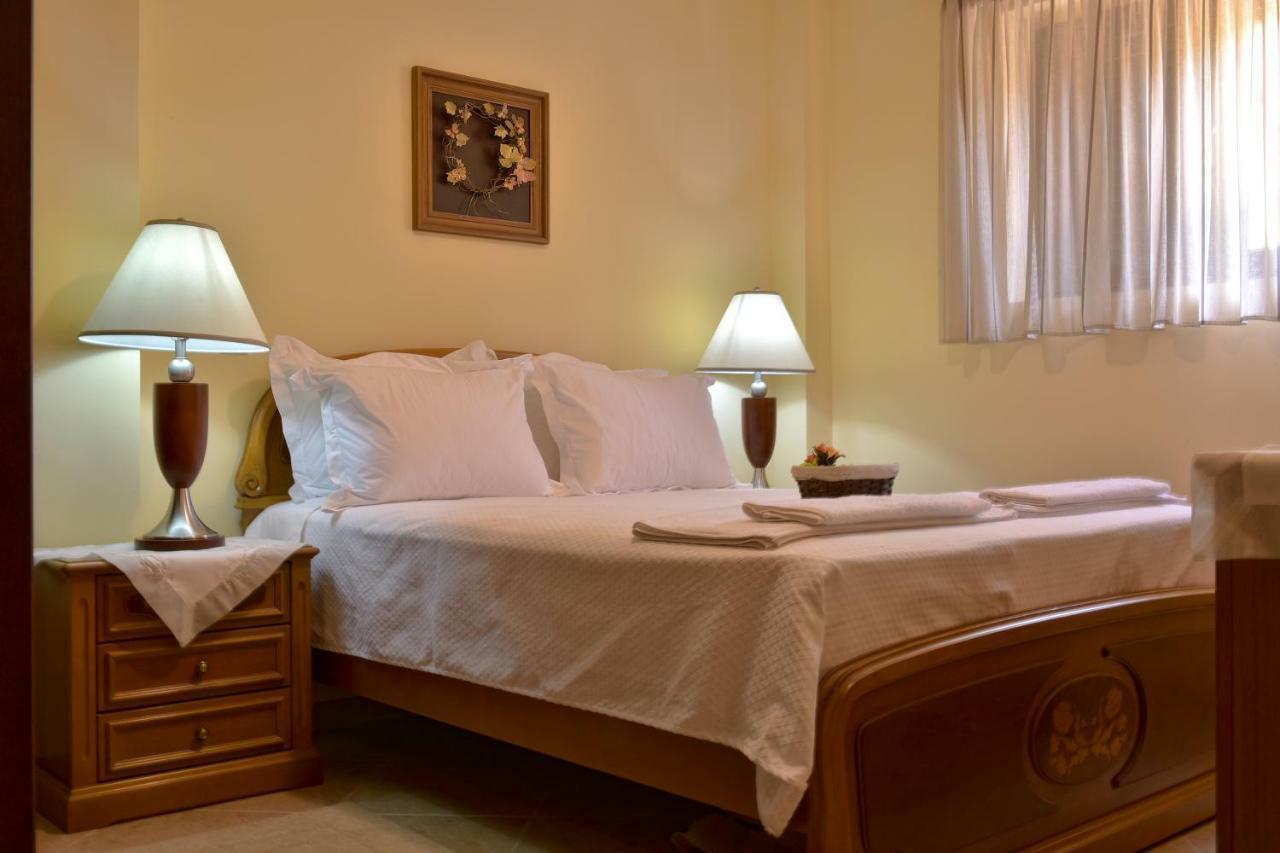 Captain'S Villa Appartments Psakoudia Dış mekan fotoğraf