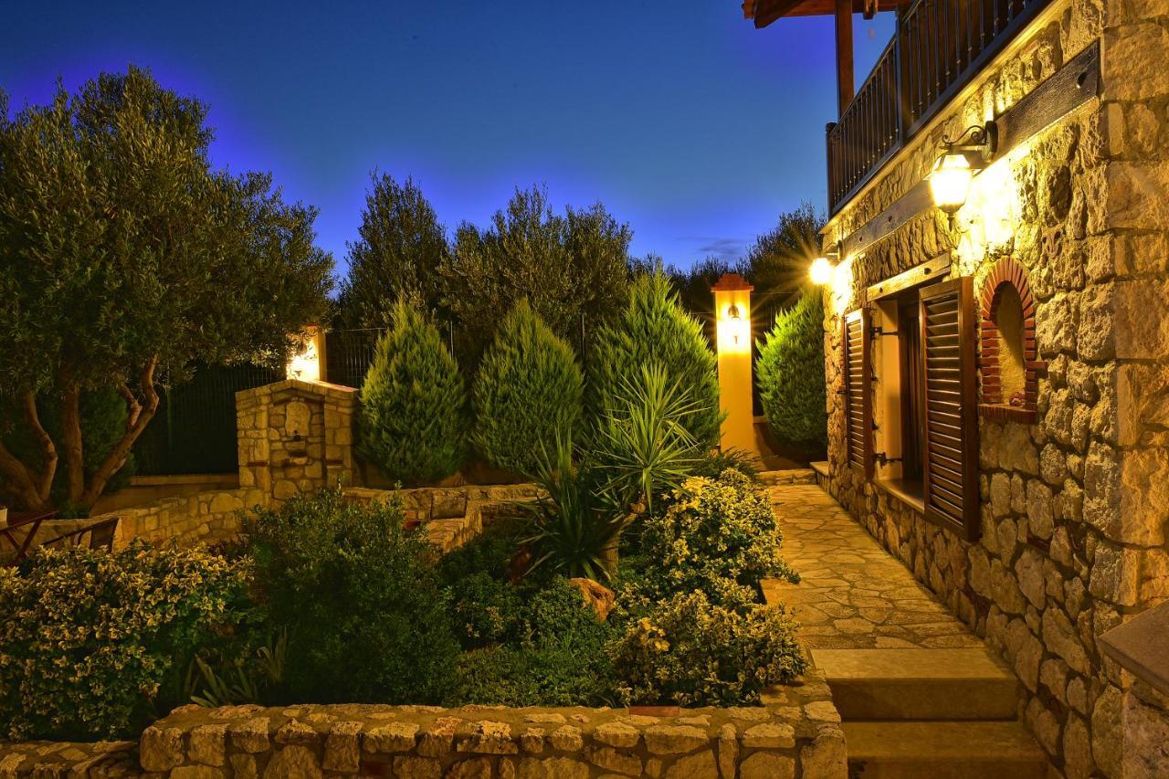 Captain'S Villa Appartments Psakoudia Dış mekan fotoğraf